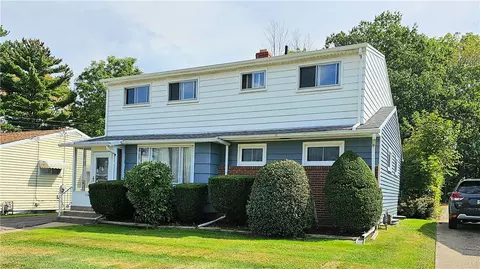 1147 W 41st St, Erie, PA 16509