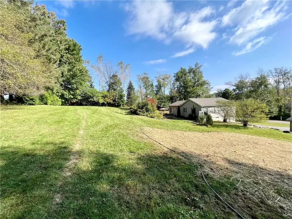  1283 N Main St, Russell, PA 16345 photo 7