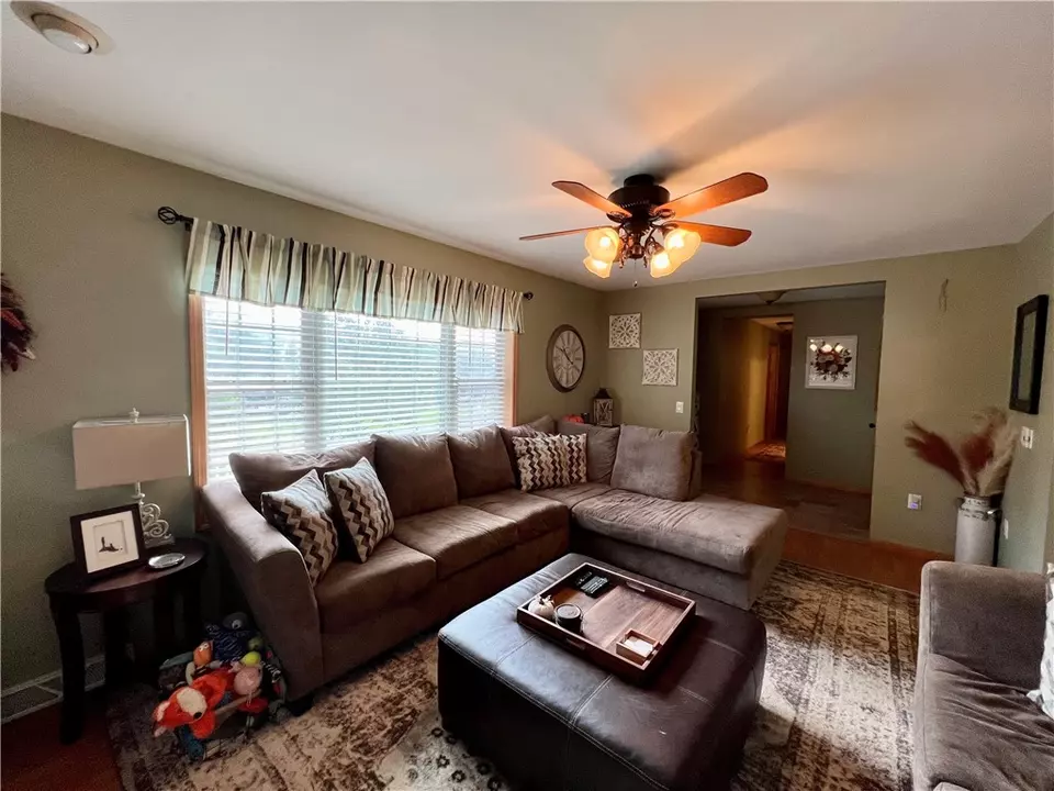  1283 N Main St, Russell, PA 16345 photo 16