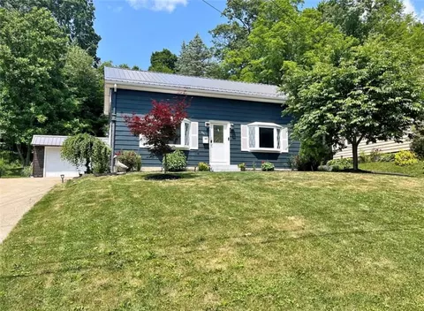 821 Brawley Ave, Meadville, PA 16335