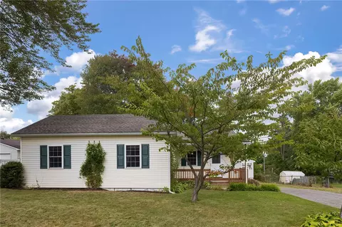 3230 W 39th St, Erie, PA 16506
