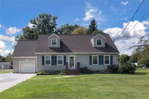 1742 Westwood Dr, Millcreek, PA 16505