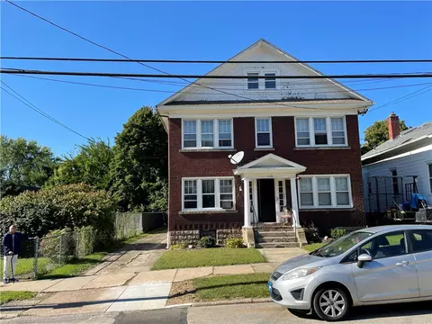 620 W 5th St, Erie, PA 16507