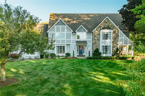 641 Lyme Ct, Millcreek, PA 16505