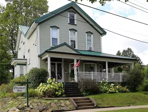 26-28 W Church St, Corry, PA 16407