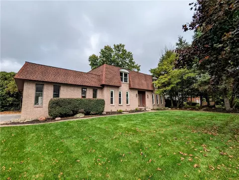 4326 Normandy Rue, Millcreek, PA 16506