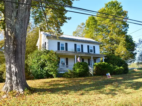 20007 Grange Center Rd, Saegertown, PA 16433