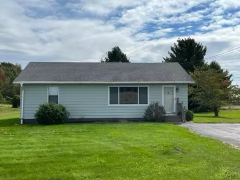 625647 Zwilling Rd W, Erie, PA 16509