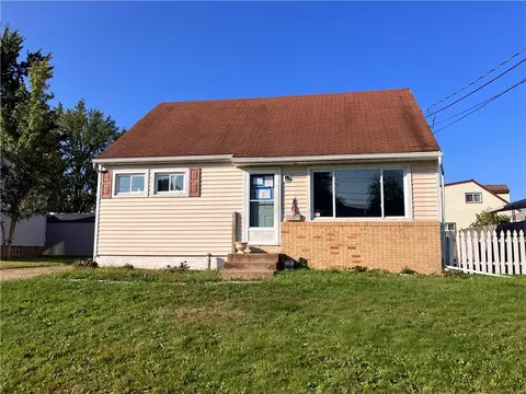 4210 Melrose Ave, Erie, PA 16509