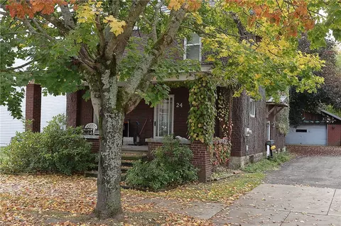 24 W Frederick St, Corry, PA 16407