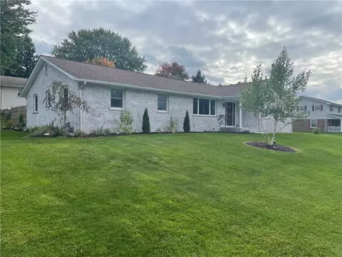 439 W 57th St, Erie, PA 16509