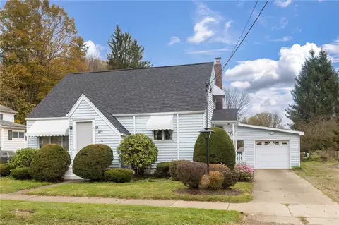 409 W Smith St, Corry, PA 16407