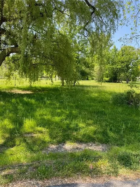 0 Moonlite Dr, Erie, PA 16509