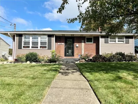 4415 Melrose Ave, Erie, PA 16509