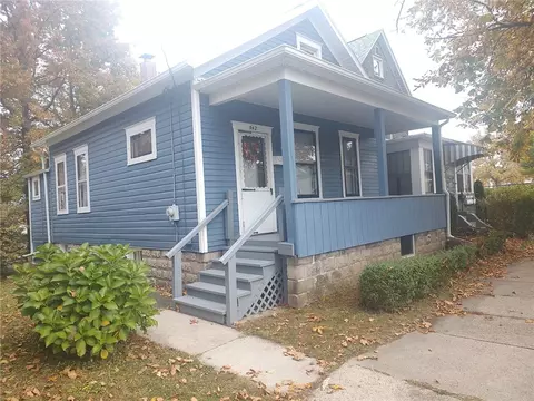 542 E 3rd St, Erie, PA 16507