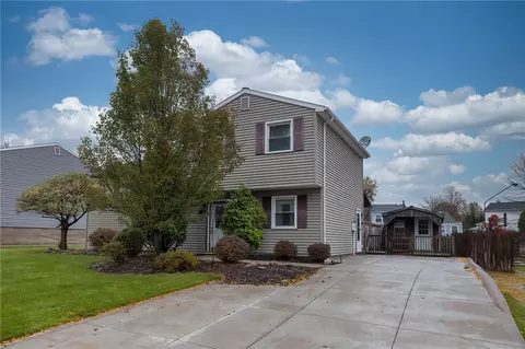 4909 Cherryboro Dr, Erie, PA 16510