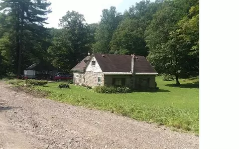 7263 Clark Rd, Erie, PA 16510