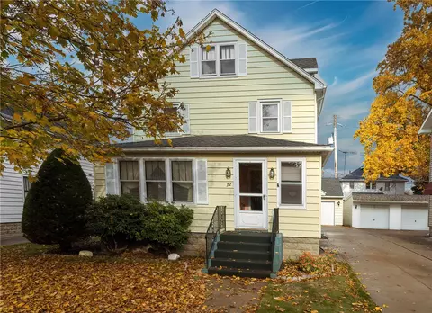 32 W 33rd St, Erie, PA 16508