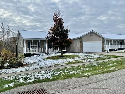6019 Estate Ct, Erie, PA 16509