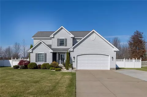 2644 N Shelby Dr, Erie, PA 16509