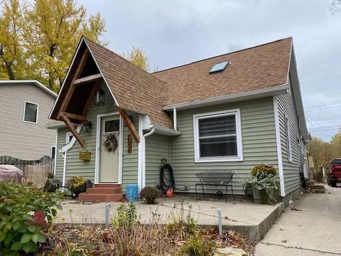 112 Park Way Dr, Erie, PA 16511