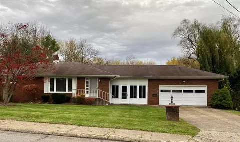 265 E Lakeview Blvd, Erie, PA 16504