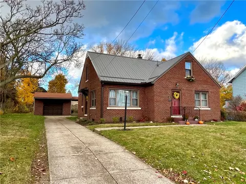 340 E 29th St, Erie, PA 16504
