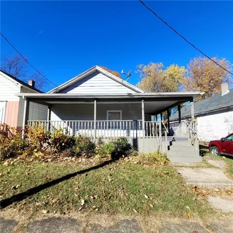 706 E 9th St, Erie, PA 16503