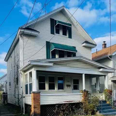2626 Perry St, Erie, PA 16504