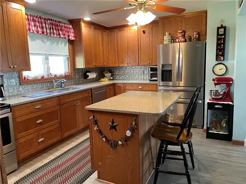 970 Mead Ave, Corry, PA 16407 photo 6