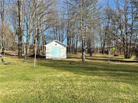 970 Mead Ave, Corry, PA 16407 photo 2