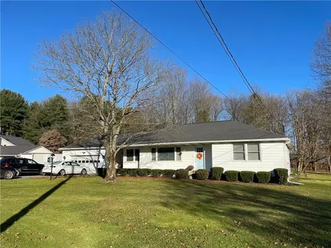 970 Mead Ave, Corry, PA 16407