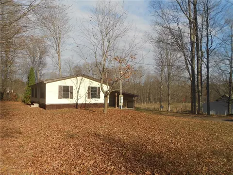 11651 Pont St, Albion, PA 16401