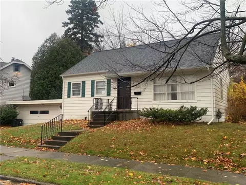 105 E 36th St, Erie, PA 16504