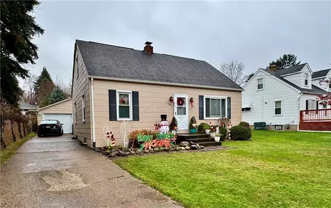 1045 E 32nd St, Erie, PA 16504