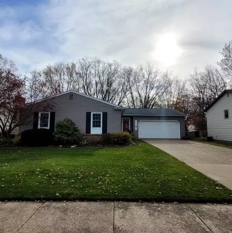 2033 Enfield Ln, Erie, PA 16509