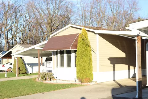 10644 W Main Rd #155B, North East, PA 16428