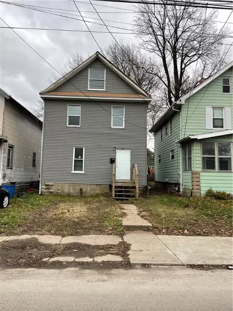 1517 Buffalo Rd, Erie, PA 16510