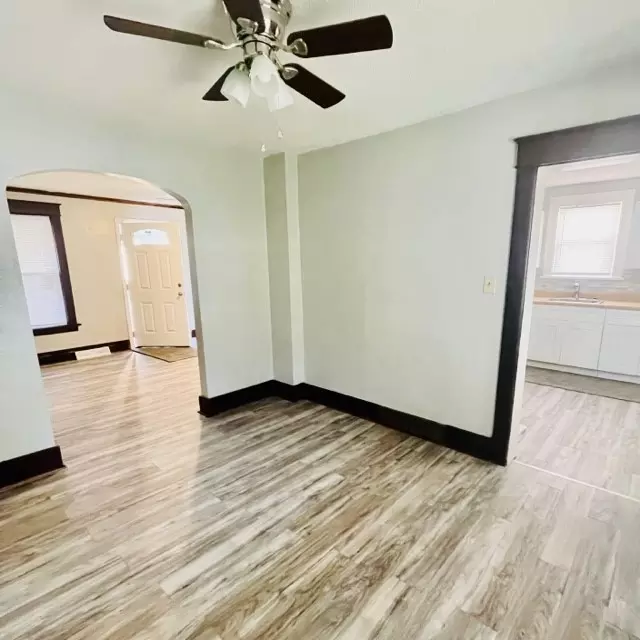  969 E 28th St, Erie, PA 16504 photo 8