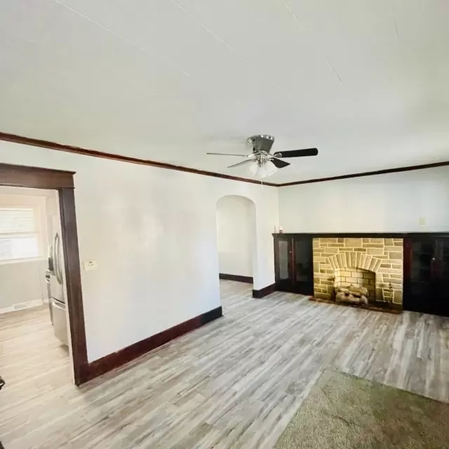 969 E 28th St, Erie, PA 16504 photo 7