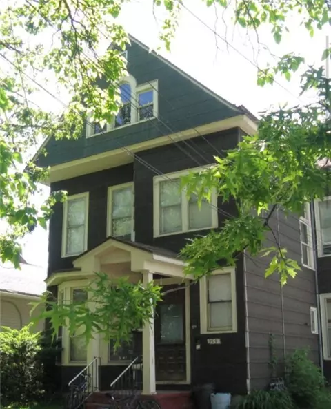 255 E 9th St, Erie, PA 16503