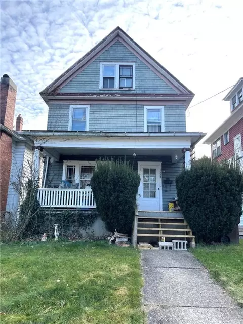 1529 Elk St, Franklin, PA 16323