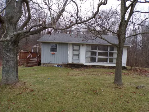8733 6n Rte, Albion, PA 16401
