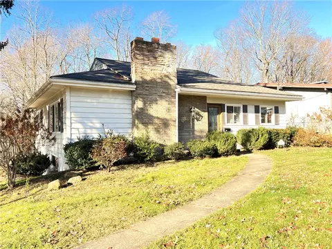 524 Gilmore St, Meadville, PA 16335