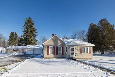 843 E South St, Corry, PA 16407