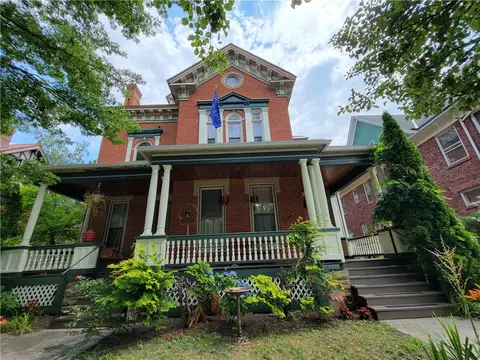 231 W 21st St, Erie, PA 16502