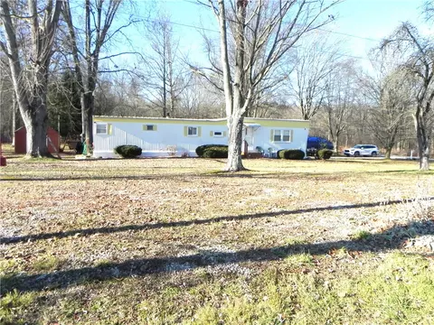 9611 Church Rd, Linesville, PA 16424