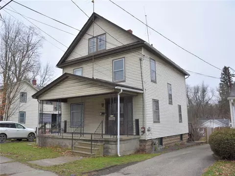 596 Washington St, Meadville, PA 16335