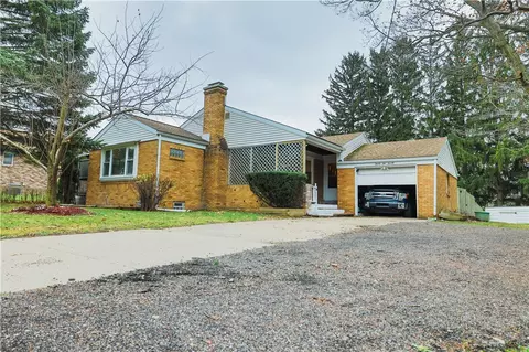 3220 Shannon Rd, Erie, PA 16510