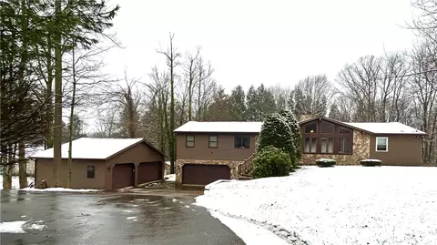 5520 Perry Hwy, Millcreek, PA 16509